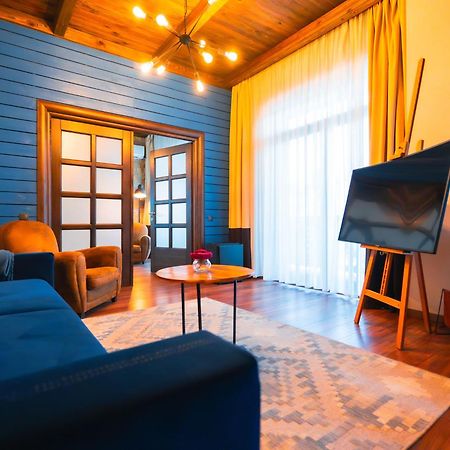 Kaban Boutique - 5Star Central Villa In فاترا دورني المظهر الخارجي الصورة