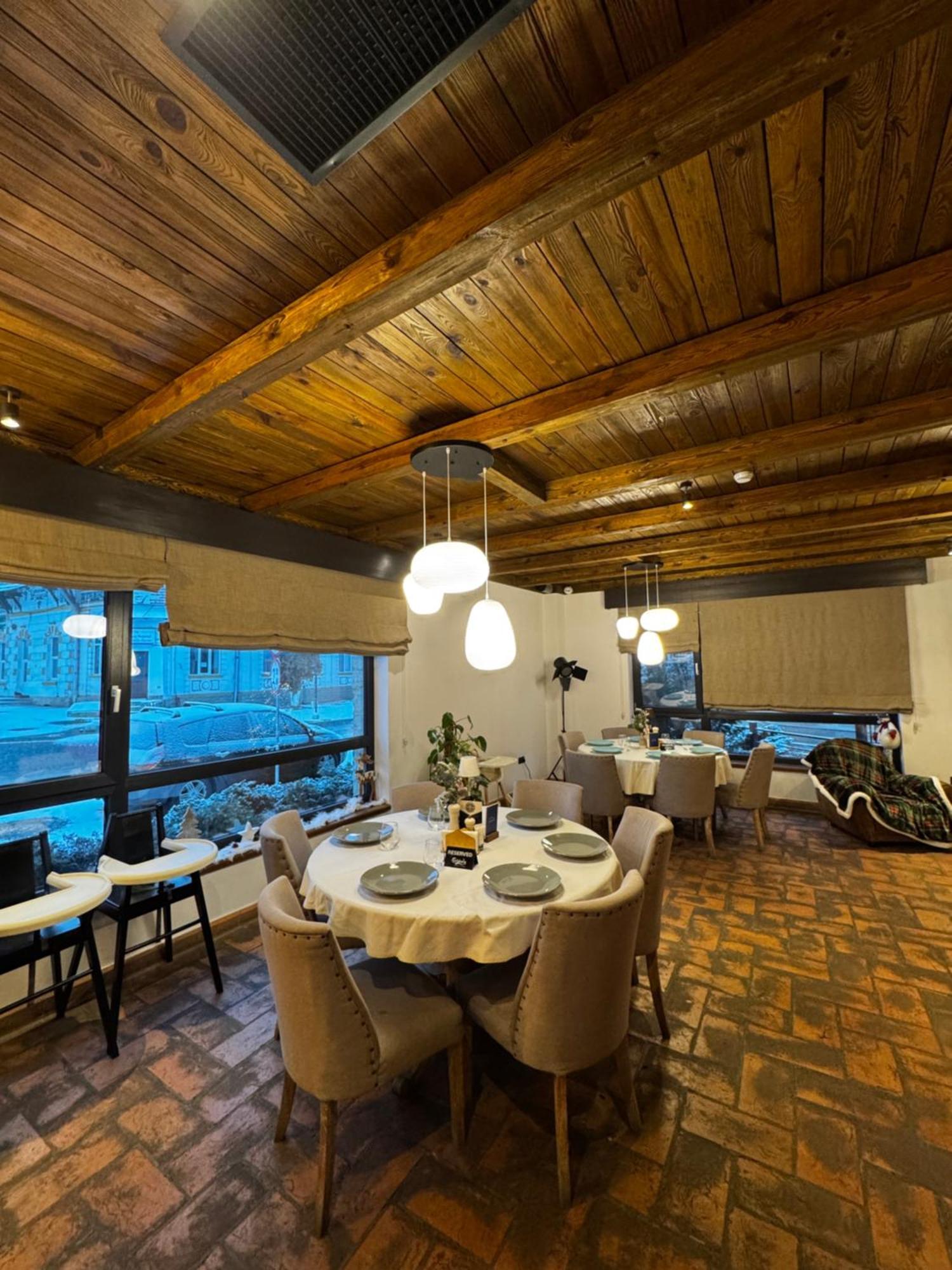 Kaban Boutique - 5Star Central Villa In فاترا دورني المظهر الخارجي الصورة