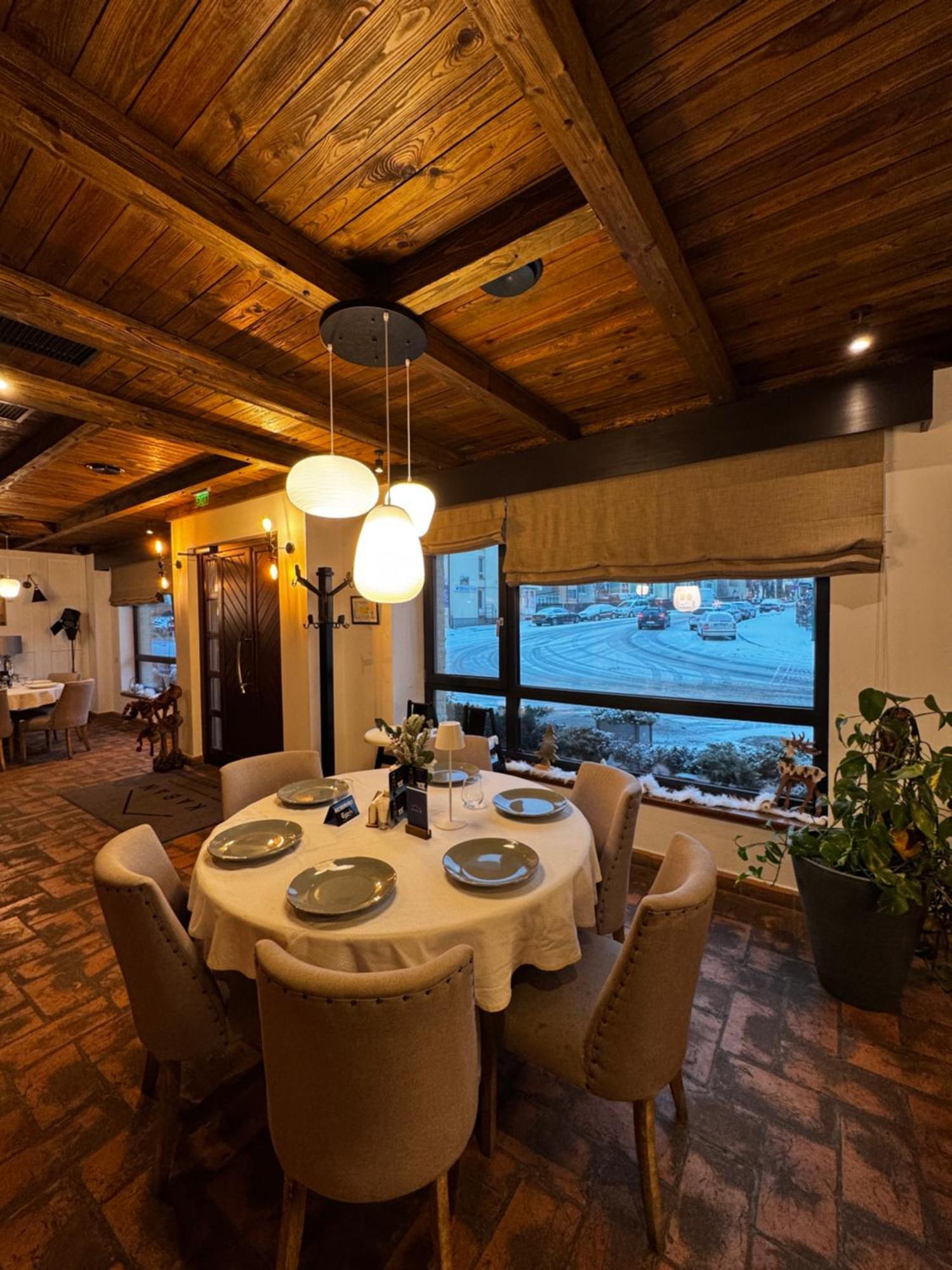 Kaban Boutique - 5Star Central Villa In فاترا دورني المظهر الخارجي الصورة